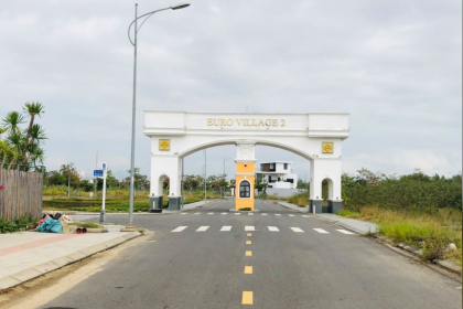 cHÍNH CHỦ THIỆN CHÍ ĐỔI CHỦ LÔ BIỆT THỰ ĐÔNG NAM SẠCH ĐẸP ĐƯỜNG TRUNG LƯƠNG 17 KHU ĐẢO VIP 0906424427