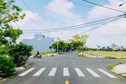 Chính chủ cần bán lô 2 MT khu đô thị sinh thái Hòa Xuân