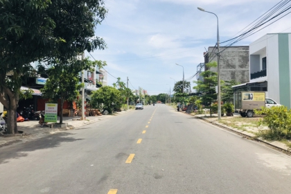 Bán lô đất sạch đẹp, đối diện trường học, đường 10m5 Đô Đốc Lân, Hòa Xuân, Cẩm Lệ, Đà Nẵng