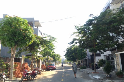 Anh chủ Thân Thương thiện chí Cần bán vài Lô đất Đường LÊ ẤM khu Hòa Xuân Mở rộng