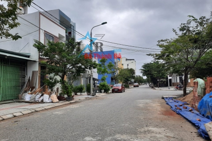 Bán đất đường Vũ Xuân Thiều, hướng đông bắc, giá tốt cho khách thiện chí