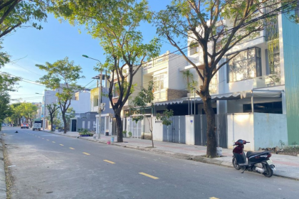 Bán đất đường BÙI THIỆN NGỘ,đất sạch đẹp, sau lưng trường chú ếch con