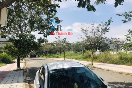 Bán lô đất biệt thự hướng đông nam đường Bùi Thiện Ngộ Hòa Xuân