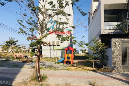 Bán đất đường Nguyễn Hiến Lê khu đô thị sinh thái Hòa Xuân-Cẩm Lệ-Đà Nẵng.