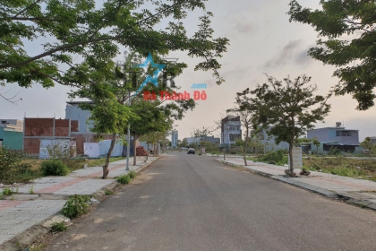 Chủ Thiện chí bán lô đất điện âm tay trái, khu Nam Hòa Xuân