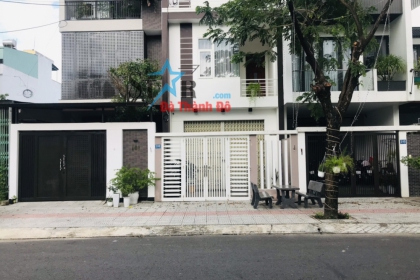 BÁN ĐẤT ĐƯỜNG NGÔ HUY DIỄN - HÒA XUÂN .GẦN CẦU HÒA XUÂN LÀ VỊ TRÍ KIM CƯƠNG DÂN CƯ TRÍ THỨC _HẠ TẦNG KHANG TRANG