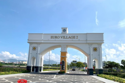 CHÍNH CHỦ CẦN BÁN LÔ ĐÁT BIỆT THỰ EUROVILA 2 VIEW SÔNG HÒA XUÂN CẨM LỆ ĐÀ NẴNG  CHÍNH CHỦ BÁN ĐẤT BIỆT THỰ VIEW SÔNG EURO VILLA 2 - HOÀ XUÂN - CẨM LỆ - TP ĐÀ NẴNG   THÔNG TIN LÔ ĐẤT:  - TỜ  BẢN ĐỒ: