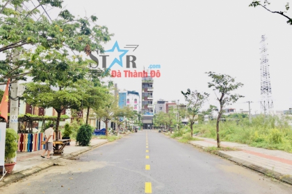 Bán đất đường Bích Khê - hướng đông nam đôí diện trường siêu đẹp - khu đô thị sinh thái Hòa Xuân.