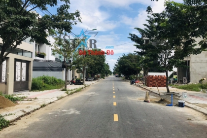 Cần bán lô góc 2 mặt tiền đường Vũ Xuân thiều và cồn dầu 19.