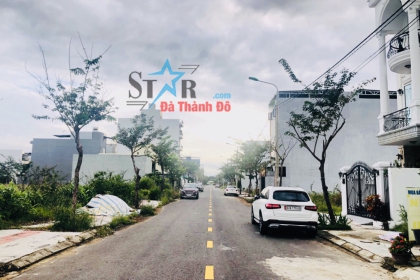 Bán cặp đất đường Trung Lương 15 - Đảo Víp - khu đô thị sinh thái Hòa Xuân.