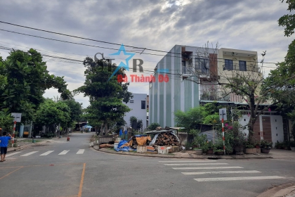 Bán đất 2mt đường LÊ QUẢNG BA VÀ LỖ GIÁNG 4, gần công viên, trường hoc, chợ hòa xuân...