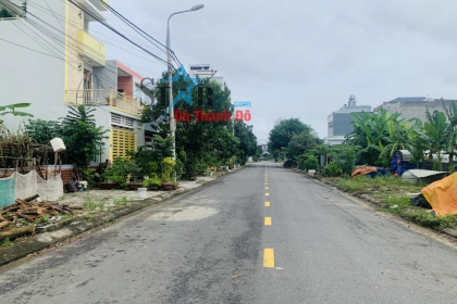 Bán lô đất sạch đẹp đường 7m5 Trần Viện, Hòa Xuân, TP Đà Nẵng