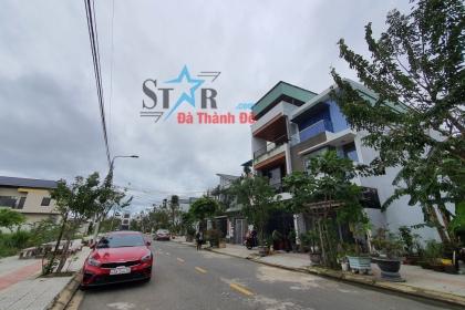 Bán lô góc vị trí đẹp, giá cực rẻ nằm góc ngã tư Vũ Đình Liên và Bùi Thiện Ngộ