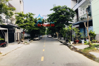 Bán lô đất đẹp đường Bùi Công Trừng gần công viên-Hòa Xuân
