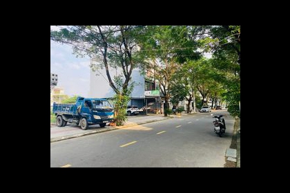 Cần bán lô đất đường Bùi Thiện Ngộ thuộc Khu ĐTST Hòa Xuân,Cẩm Lệ.