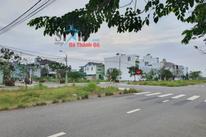 BÁN LÔ ĐẤT ĐƯỜNG DIÊN HỒNG ( ĐÔNG BẮC , 200 M2 ) - HÒA XUÂN 