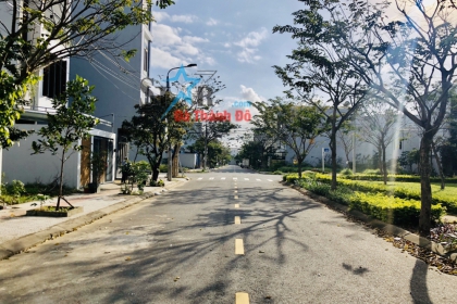 Bán đất đường Mai Chí Thọ đối diện công viên hiện hữu siêu đẹp Đảo Víp Hòa Xuân.