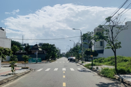 Bán lô đất kẹp cống đường Huỳnh Văn Gấm -Đảo Víp -Hòa Xuân.