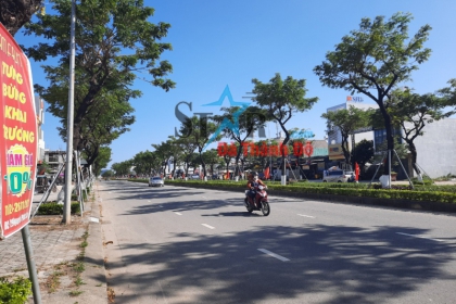 Bán đất đường Nguyễn Phước Lan, vị trí kinh doanh buôn bán, sát cầu hòa xuân
