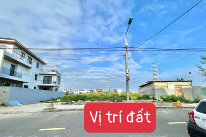 Cần bán lô đất biệt thự đường Vũ Thành Năm, Đảo 2, Hoà Xuân, Cẩm Lệ.