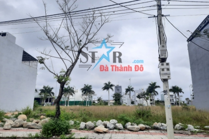 Bán đất đường Trung lương 15, hướng đông nam, đối lưng hàng dừa