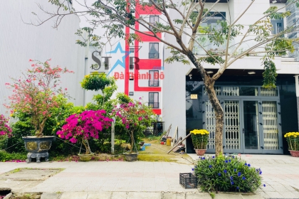 BÁN ĐÂT ĐƯỜNG NGUYỄN VĂN THÔNG B1.135 ĐỐI DIỆN DÃY BIỆT THỰ HÒA XUÂN CẨM LỆ 