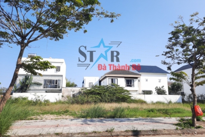 Bán đất biệt thự đường TRUNG LƯƠNG 9, xung quanh nhà cửa khang trang