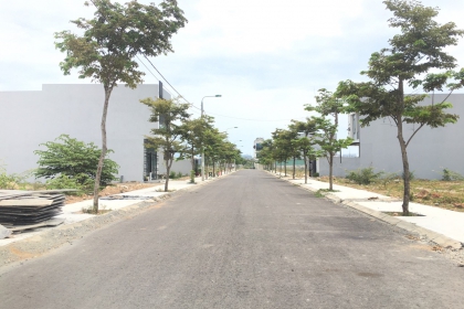 CẦN BÁN GẤP LÔ ĐẤT ĐƯỜNG 7M5 KHU ĐÔ THỊ SINH THÁI NAM HÒA XUÂN LH CHUNG NẮM CHỦ 0934.810.516