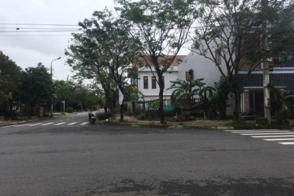 Bán đất 2 mặt tiền ngã tư Văn Tiến Dũng Và Nguyễn Văn Tấn Block B2.33 Lô 593 