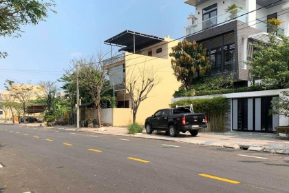 Tôi bán đất Tôn Thất Dương Kỵ B1.39 Hoà xuân hướng tây nam giá cực rẻ , sát Võ Chí công 