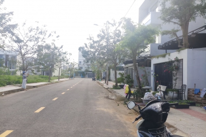 Cần bán lô đất đường Hà Bồng, sát ngã tư la hối, đất sạch đẹp