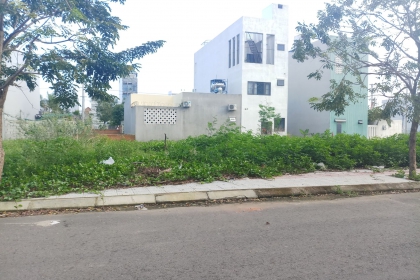 Bán lô đất đường diên hồng b1.66 sát sông, vị trí đẹp
