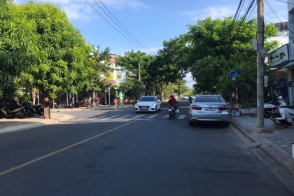 Bán lô đất đường Thanh Lương 22, đối lưng công viên, sát cầu nguyễn tri phương, hướng đông nam