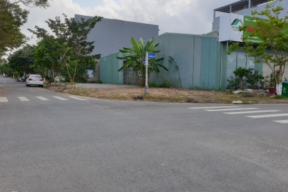 Cần bán lô đất 2mt đẹp nhất hòa xuân cẩm lệ đường Nguyễn Kim và đường Phù Đổng diện tích lớn 
