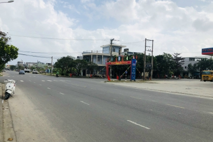 Bán lô đất đẹp đường Trần Nam Trung, Hòa Xuân, Cẩm Lệ, Đà Nẵng