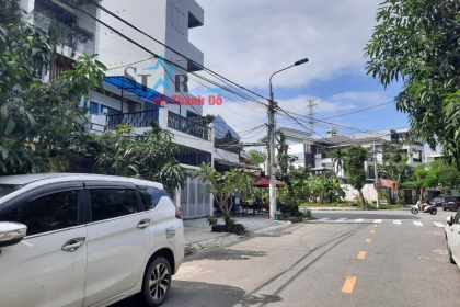 Bán đất đường Hoàng Thế Thiện,sát Nguyễn Văn Thông