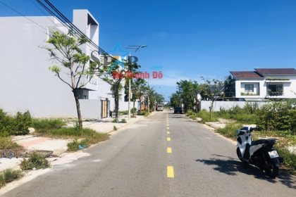 BÁN ĐẤT TRUNG LƯƠNG 10 -ĐẢO VIP - ĐÔNG NAM