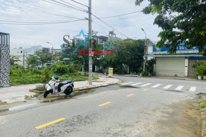 BÁN LÔ ĐẤT ĐÔNG NAM CỒN DẦU 18 SẠCH ĐẸP