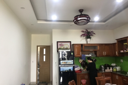 Bán nhà 2.5 mê đường Diên Hồng