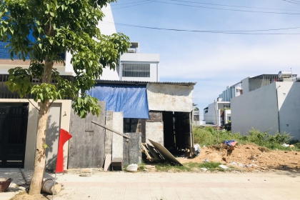 Cần bán lô đất Tây Bắc sạch đẹp đường Thanh Lương 18 khu đô thị sinh thái Hòa Xuân Cần bán lô đất Tây Bắc sạch đẹp đường Thanh Lương 18 khu đô thị sinh thái Hòa Xuân