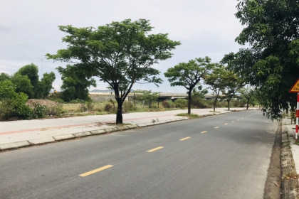 Cần bán Lô Đất Hướng Đông Nam Sạch Đẹp Khu Đảo Vip Đường Trung Lương 14-Hòa Xuân.TP Đà Nẵng Cần bán Lô Đất Hướng Đông Nam Sạch Đẹp Khu Đảo Vip Đường Trung Lương 14-Hòa Xuân.TP Đà Nẵng