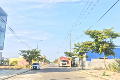 nắm chính chủ cần bán vài lô đất đầm sen khu nam hòa xuân chính chủ Đà nẵng nhận cọc dễ dàng nắm chính chủ cần bán vài lô đất đầm sen khu nam hòa xuân chính chủ Đà nẵng nhận cọc dễ dàng