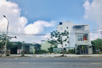 Bán lô đất Đông Nam đường 21m giá TỐT khu vực Nam Nguyễn Tri Phương Bán lô đất Đông Nam đường 21m giá TỐT khu vực Nam Nguyễn Tri Phương