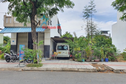 Chính chủ cần bán lô đất đường Nguyễn Sắc Kim - Hòa Xuân - Cẩm Lệ . Chính chủ cần bán lô đất đường Nguyễn Sắc Kim - Hòa Xuân - Cẩm Lệ .