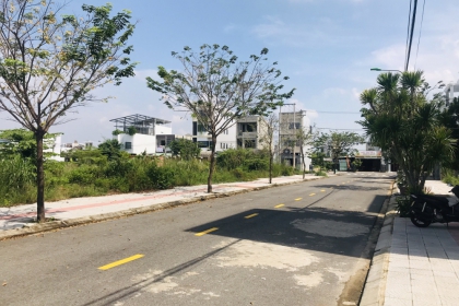 Bán lô đất biệt thự hoà xuân nguyễn đình thi đối diện view sông giá rẻ Bán lô đất biệt thự hoà xuân nguyễn đình thi đối diện view sông giá rẻ