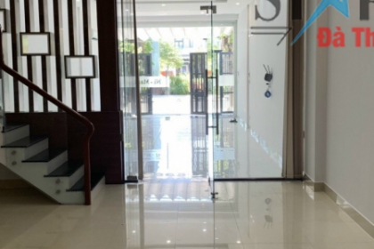 Thiện chí bán căn nhà 3 tầng đường Thanh Lương 11, khu đô thị sinh thái ven sông Hòa Xuân Thiện chí bán căn nhà 3 tầng đường Thanh Lương 11, khu đô thị sinh thái ven sông Hòa Xuân