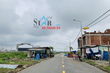 Cần bán 2 lô liền kề đường 7m5 gần dự án CMC, Hòa Xuân, Cẩm Lệ, Đà Nẵng Cần bán 2 lô liền kề đường 7m5 gần dự án CMC, Hòa Xuân, Cẩm Lệ, Đà Nẵng