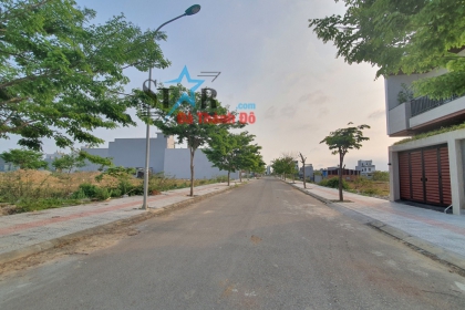 Chính chủ gửi bán lô đất đường Ngô Huy Diễn, Đảo 1, Hòa Xuân, Cẩm Lệ, Đà Nẵng Chính chủ gửi bán lô đất đường Ngô Huy Diễn, Đảo 1, Hòa Xuân, Cẩm Lệ, Đà Nẵng