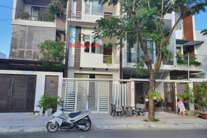 CẦN BÁN 2 LÔ ĐẤT ĐƯỜNG TRUNG LƯƠNG 17 - TÂY BẮC - 200 M2 - HÒA XUÂN  CẦN BÁN 2 LÔ ĐẤT ĐƯỜNG TRUNG LƯƠNG 17 - TÂY BẮC - 200 M2 - HÒA XUÂN