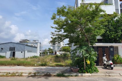 CHÍNH CHỦ GỞI BÁN LÔ ĐẤT ĐƯỜNG PHAN TRIÊM - TÂY NAM - 90 M2 - HÒA XUAN CHÍNH CHỦ GỞI BÁN LÔ ĐẤT ĐƯỜNG PHAN TRIÊM - TÂY NAM - 90 M2 - HÒA XUAN